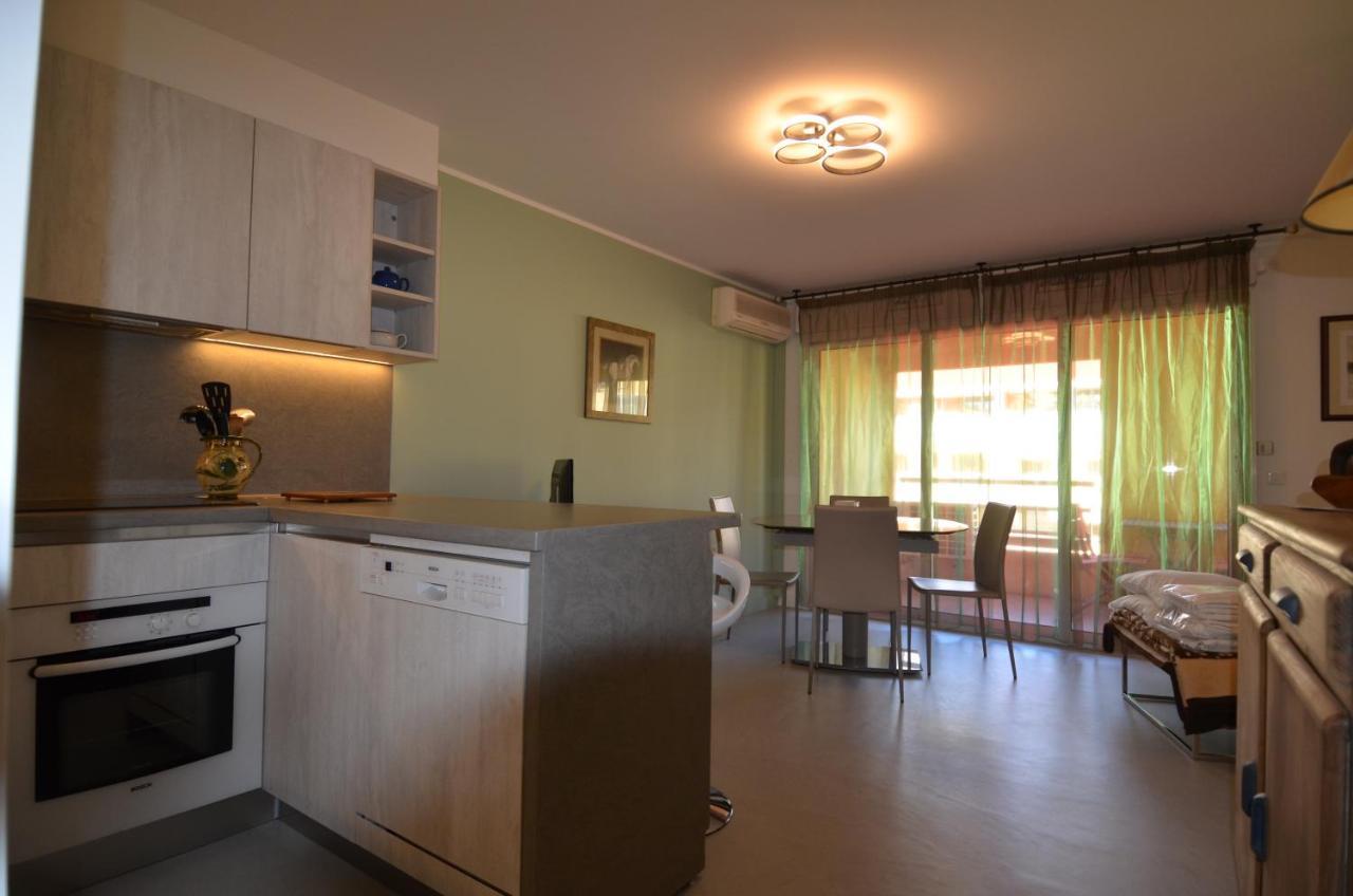 Appartement 3 Personnes Avec Coin Nuit Avec Terrasse Et Parking Quartier Du Port De Nice Dış mekan fotoğraf